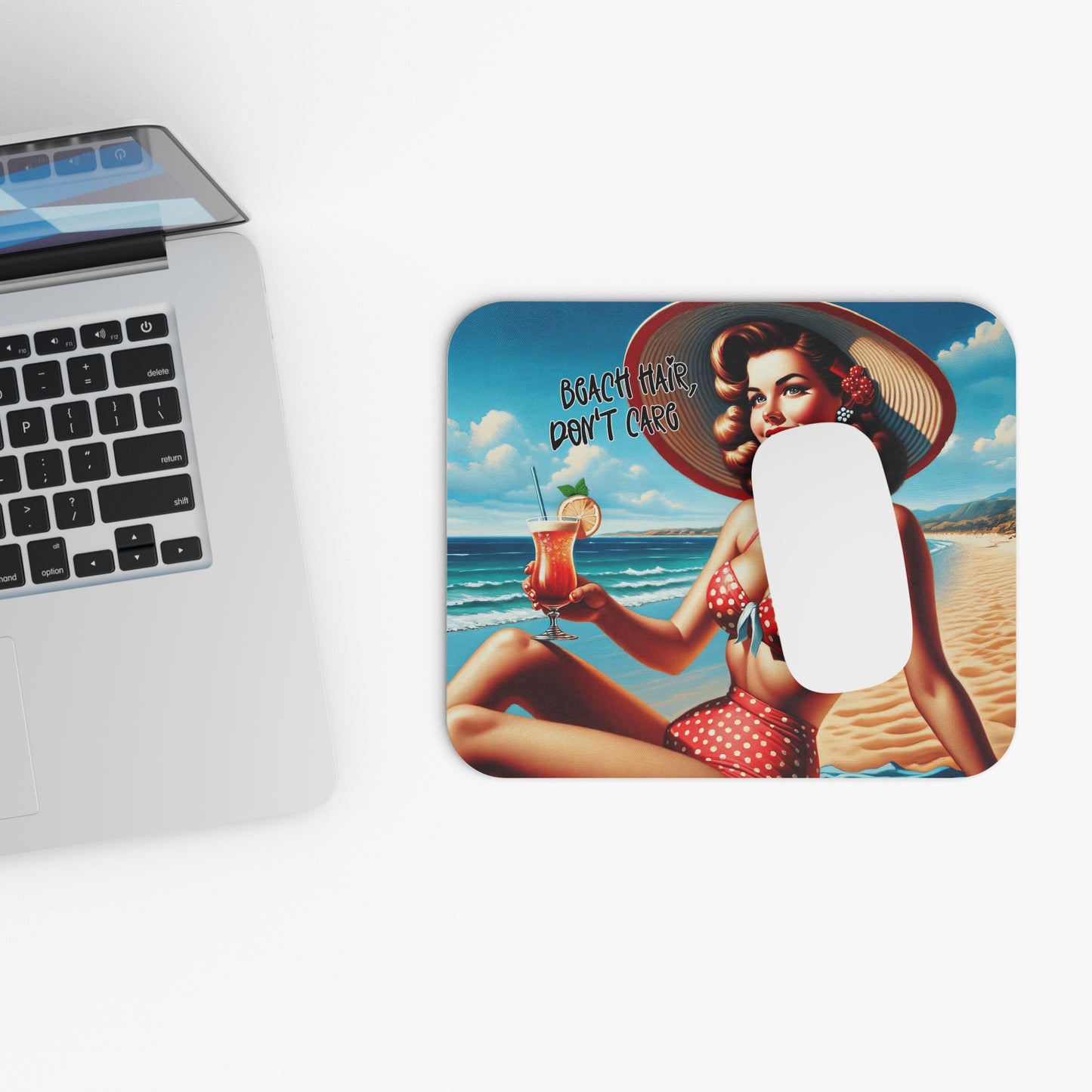 Vintage Beach Girl - Beach Hair - Mouse Pad (Rectangle)