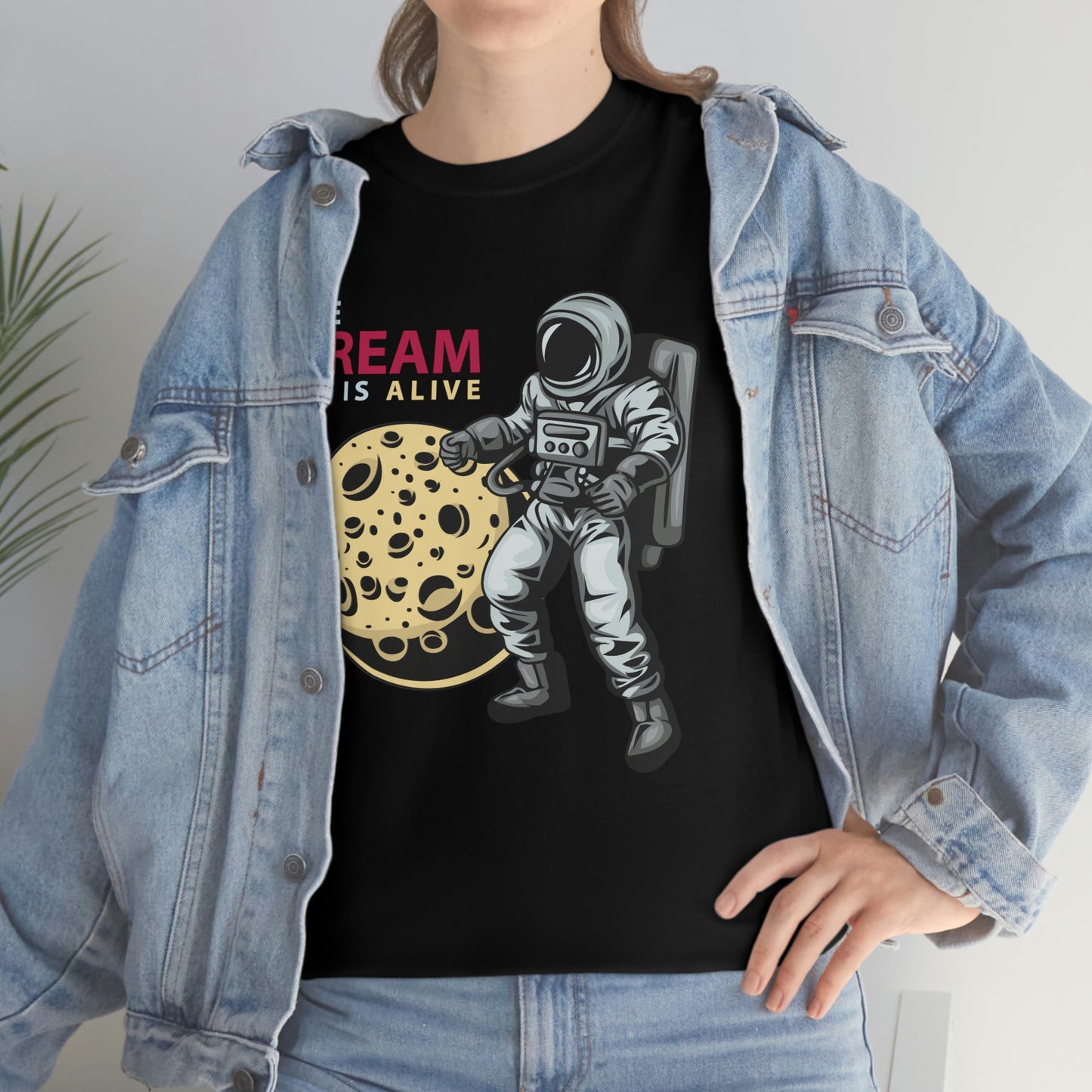 Astronaut - The Dream Is Alive - Unisex Heavy Cotton Tee