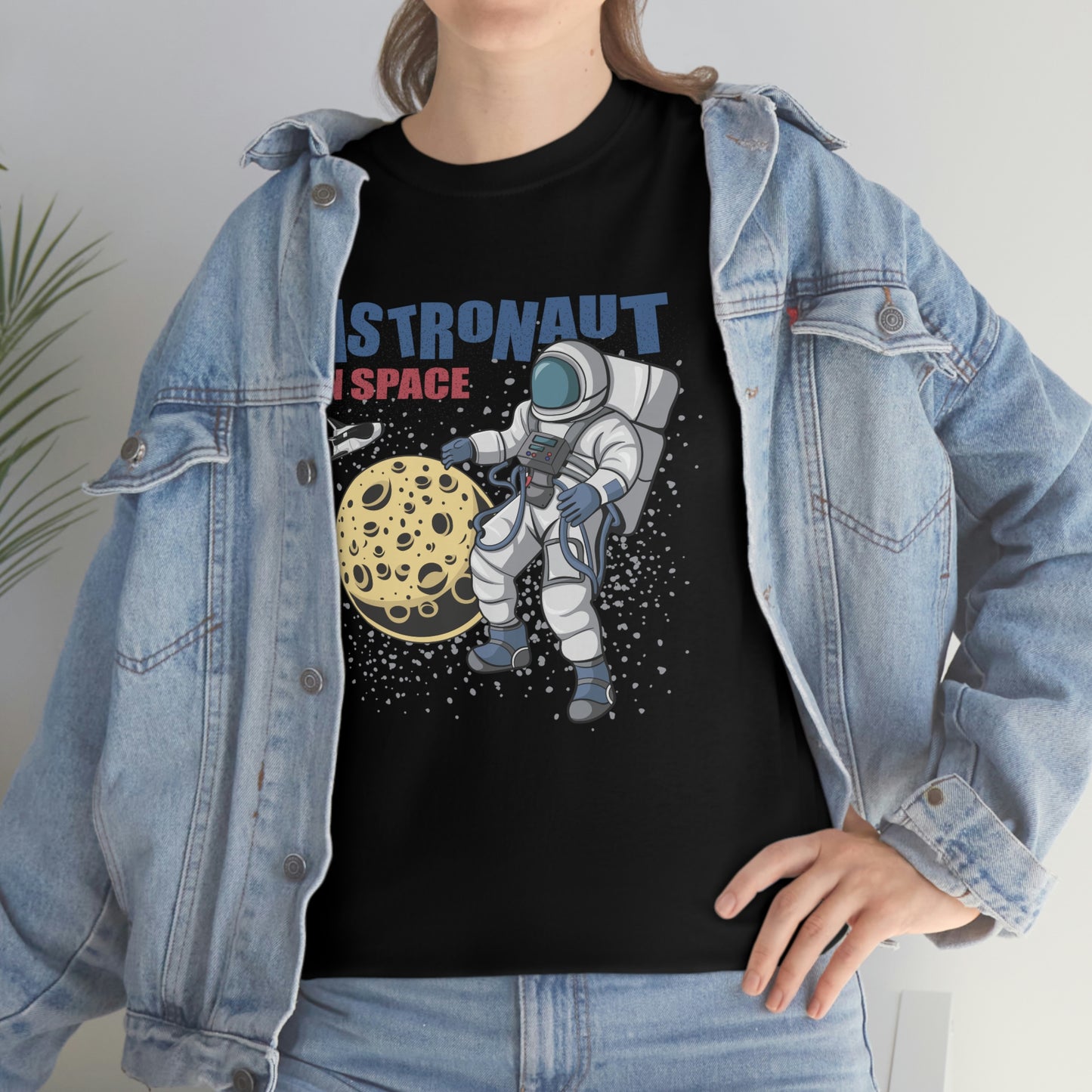 Astronaut - Spaceship - Unisex Heavy Cotton Tee