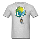 Astronaut - Earth Swing - Unisex Classic T-Shirt - heather gray