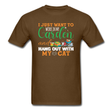 I just Want to Garden And My Cat - Unisex Classic T-Shirt - brown