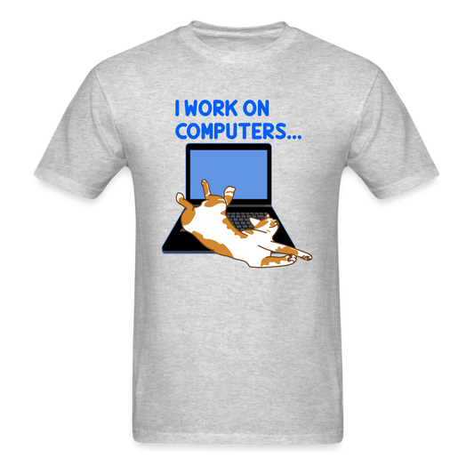 I Work On Computers - Cat - Unisex Classic T-Shirt - heather gray